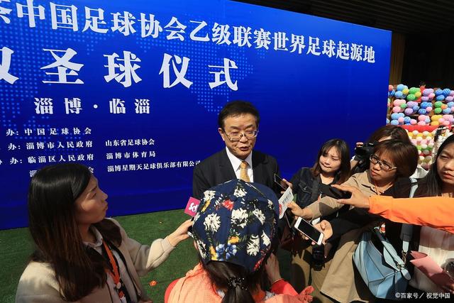 马尔蒂尼与费内巴切主席候选人会面：足球智慧与未来的合作展望